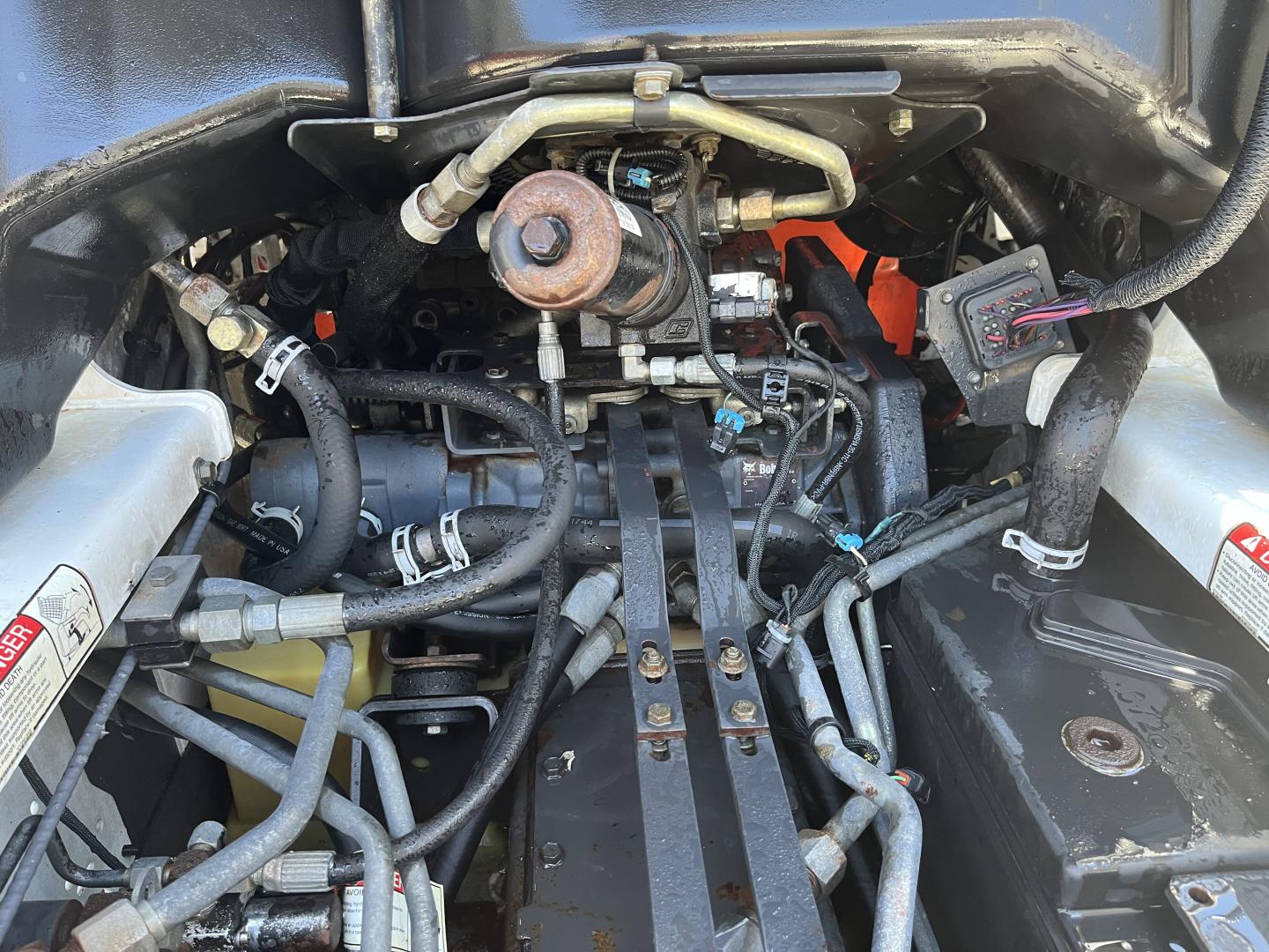 ./imagenes/INVOICE/2019/16354/BOBCAT S160 (30).JPG